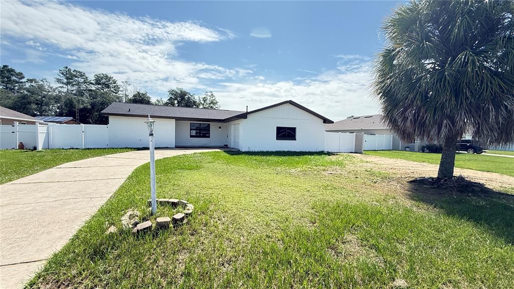 379 MARION OAKS LANE, OCALA, FL — photo 2 of 25