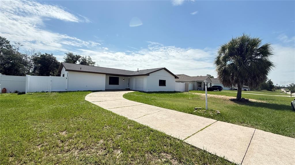 379 MARION OAKS LANE, OCALA, FL — photo 3 of 25