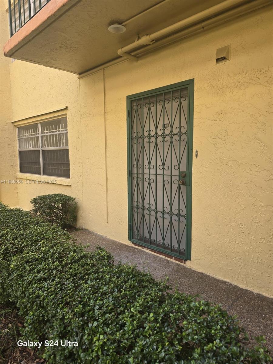 4525 W 20th Ave # 118, Hialeah FL 33012