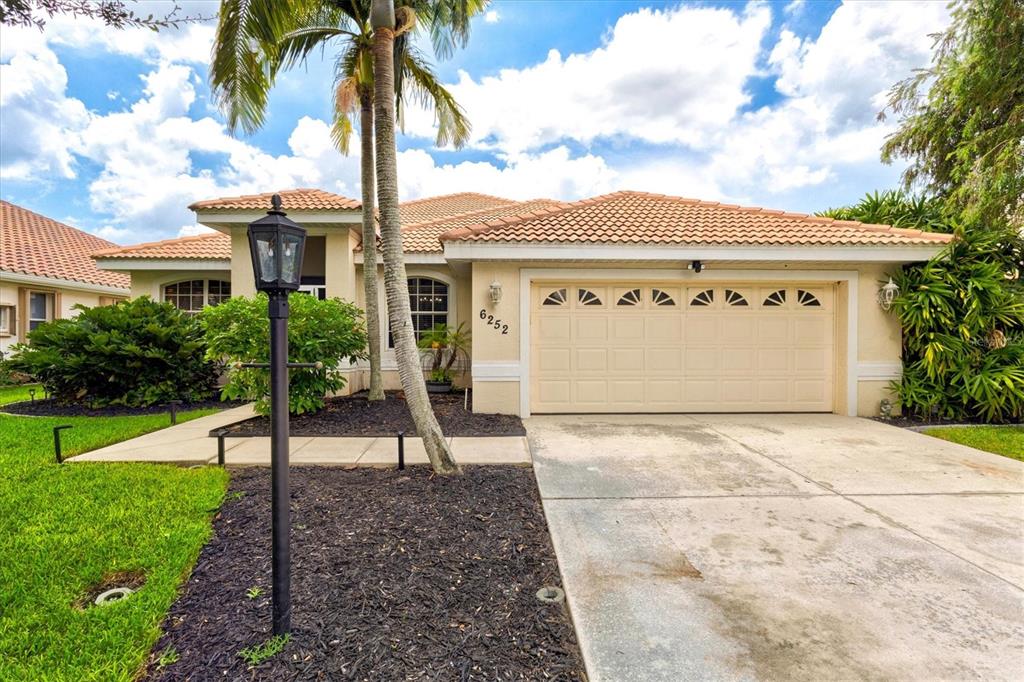 6252 DONNINGTON COURT, SARASOTA, FL — photo 5 of 30