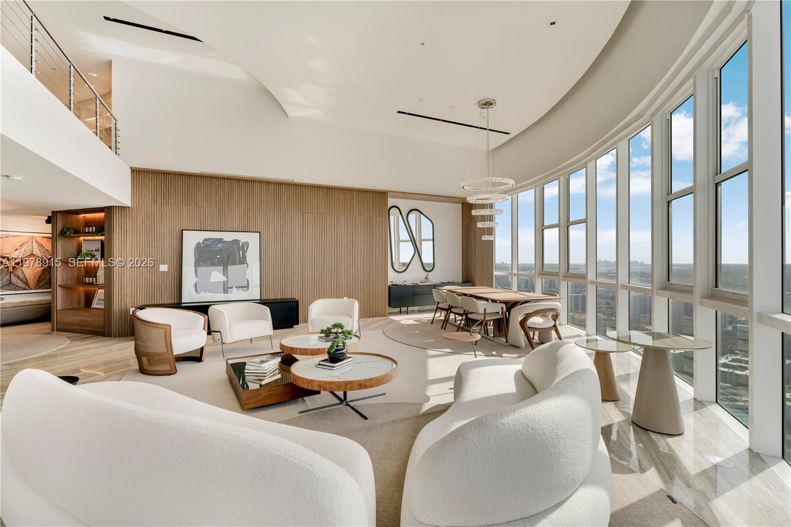 18201 E Collins Ave, Sunny Isles Beach FL 33160