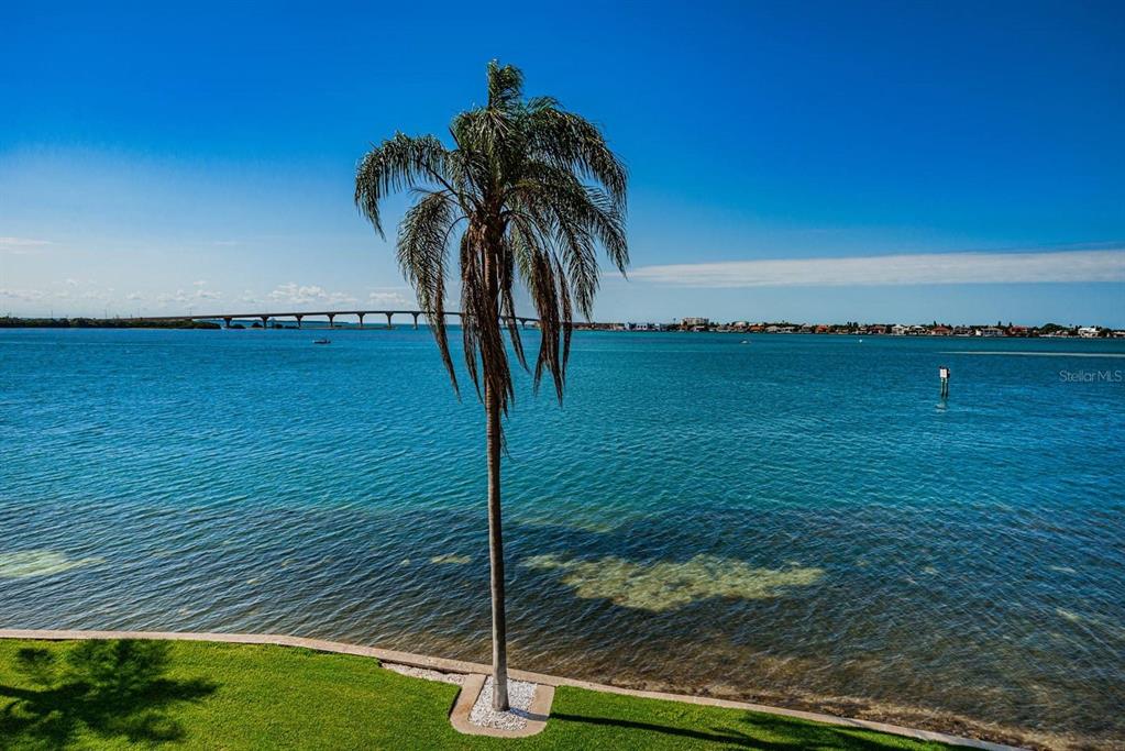 6105 BAHIA DEL MAR CIRCLE UNIT 382