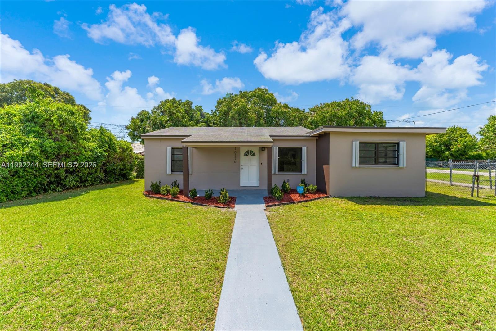 10170 SW 170th Ter, Miami FL 33157