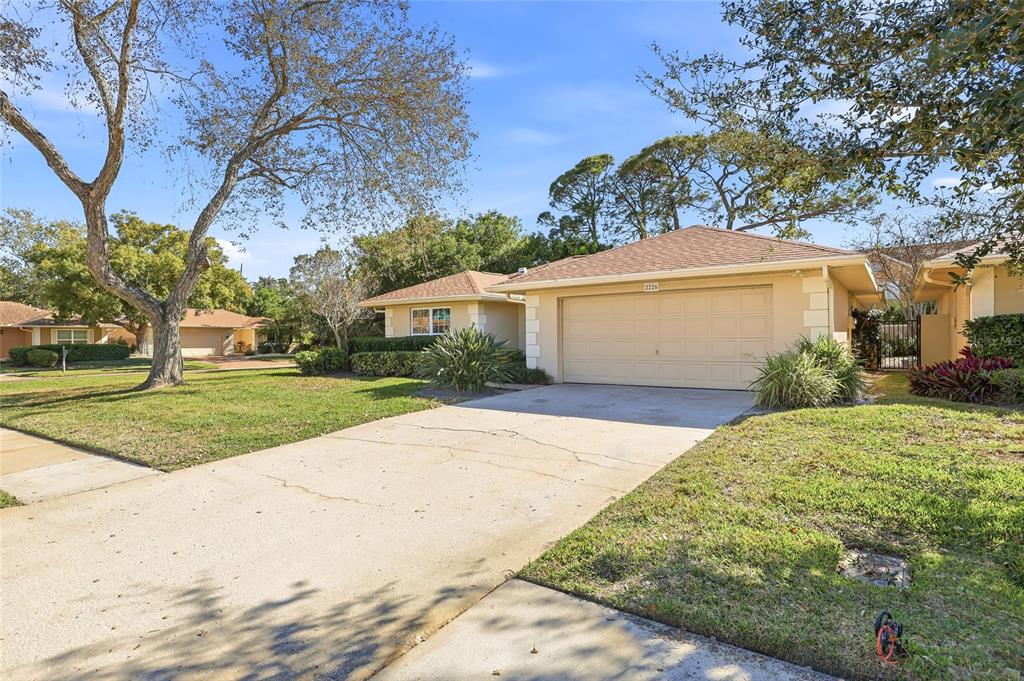 2226 HERON CIRCLE