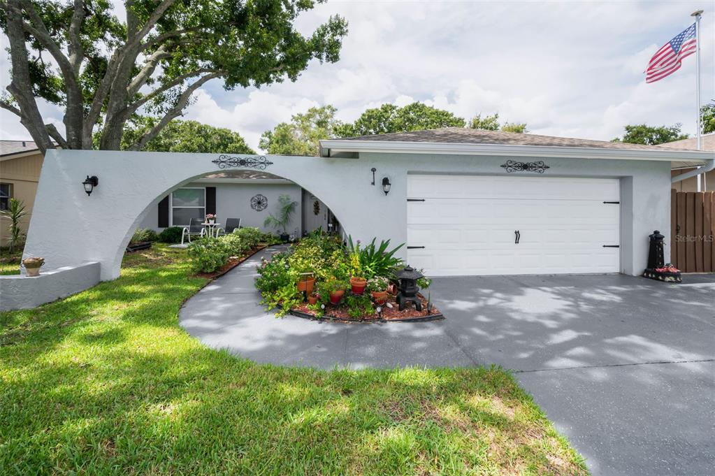 3233 CARRIAGE DRIVE