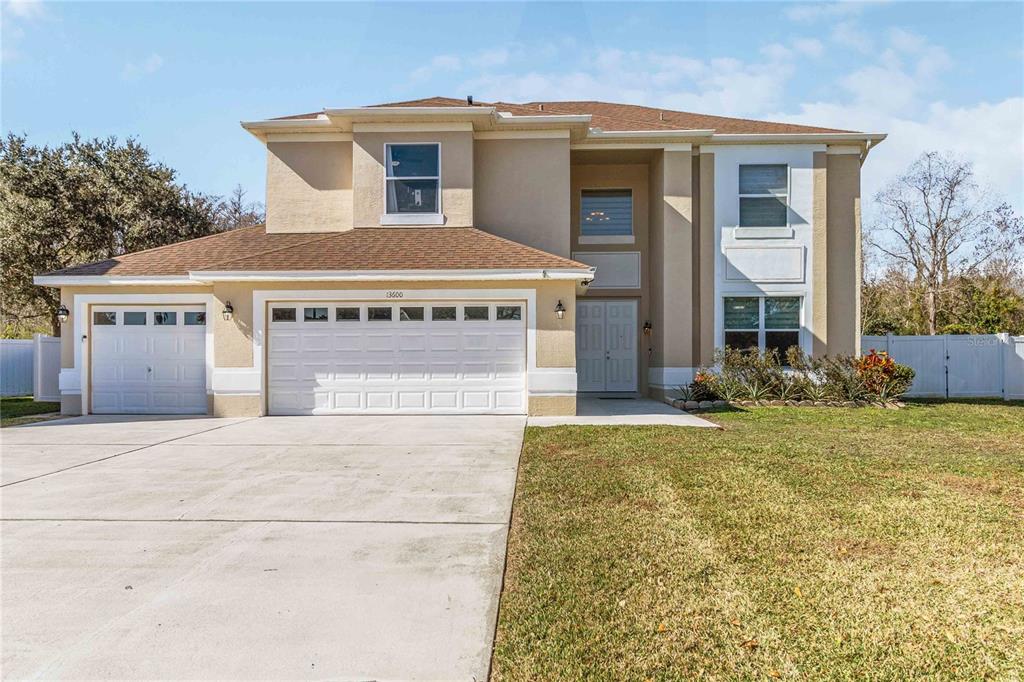 13600 BLUEMOON COURT
