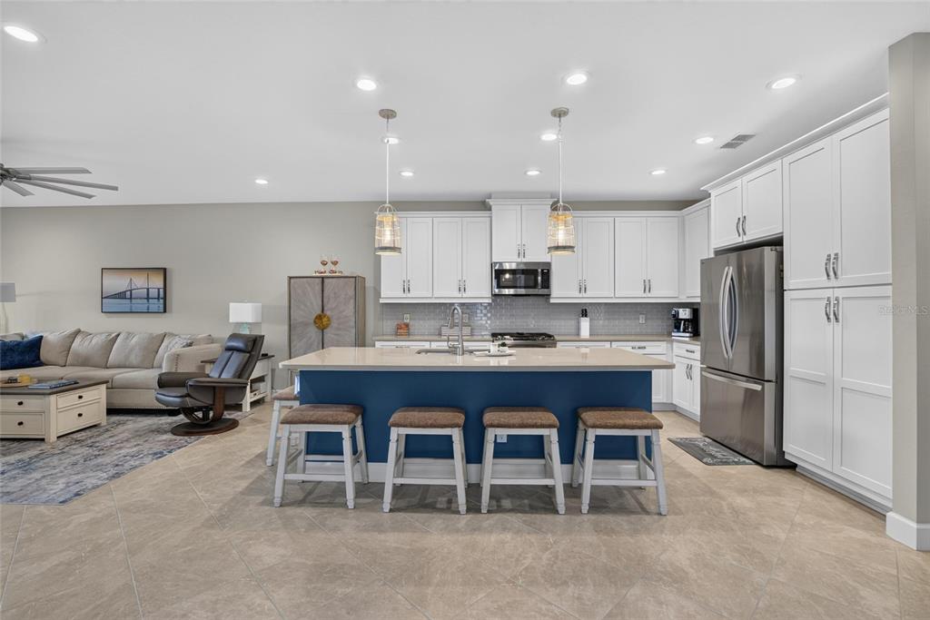 4740 AVILA LAKES DRIVE, WIMAUMA, FL — photo 5 of 30