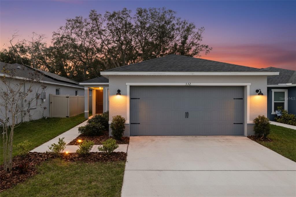 332 WALNUT LANE