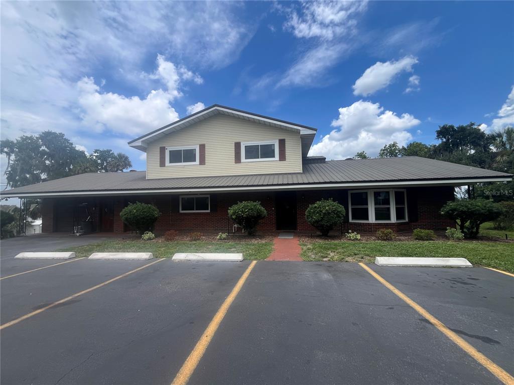 1145 S LAKE REEDY BOULEVARD