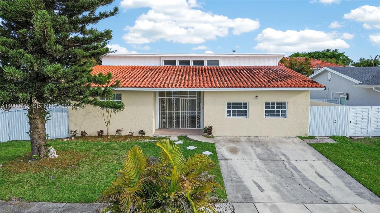 9000 SW 202nd Ter, Cutler Bay FL 33189