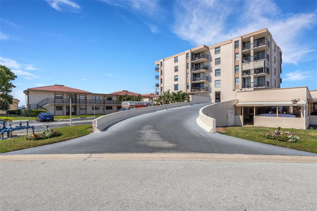 6145 SUN BOULEVARD UNIT 506