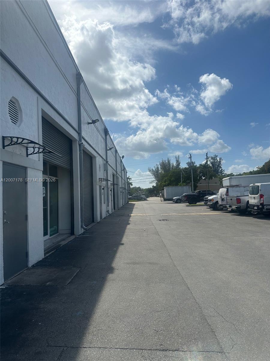 12101 NW 98th Ave, Hialeah Gardens FL 33018