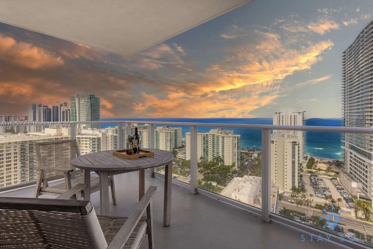 4010 S Ocean Dr # R2001, Hollywood FL 33019