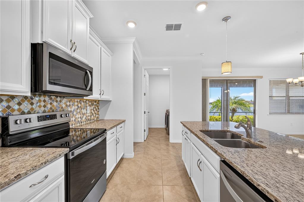 209 VINADIO BOULEVARD, NOKOMIS, FL — photo 2 of 30