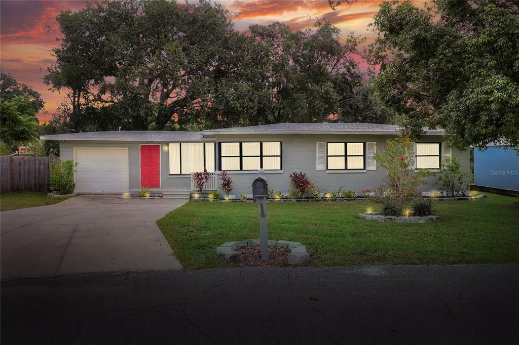 510 HILLSIDE DRIVE