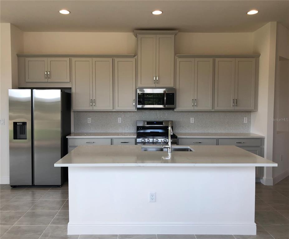 2323 DATURA LOOP, ST CLOUD, FL — photo 3 of 3
