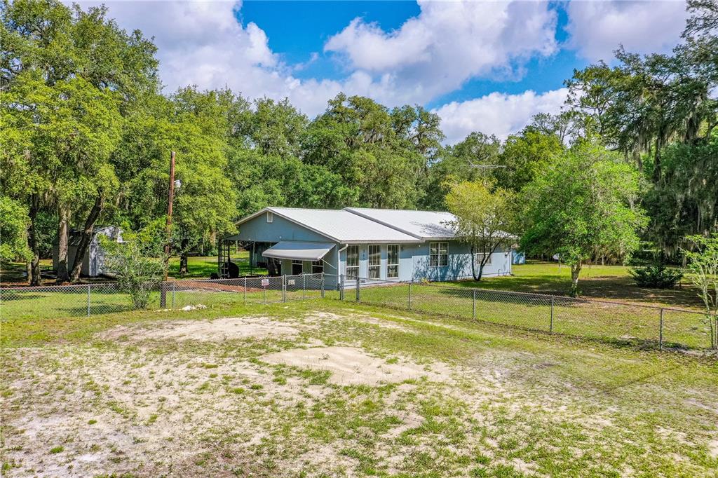 343 LAKE COMO DRIVE