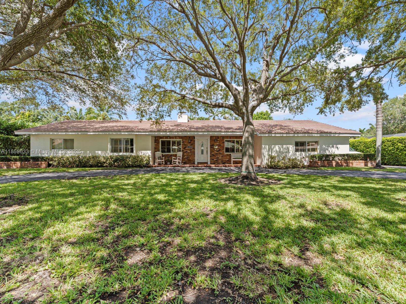 13050 SW 71st Ave, Pinecrest FL 33156