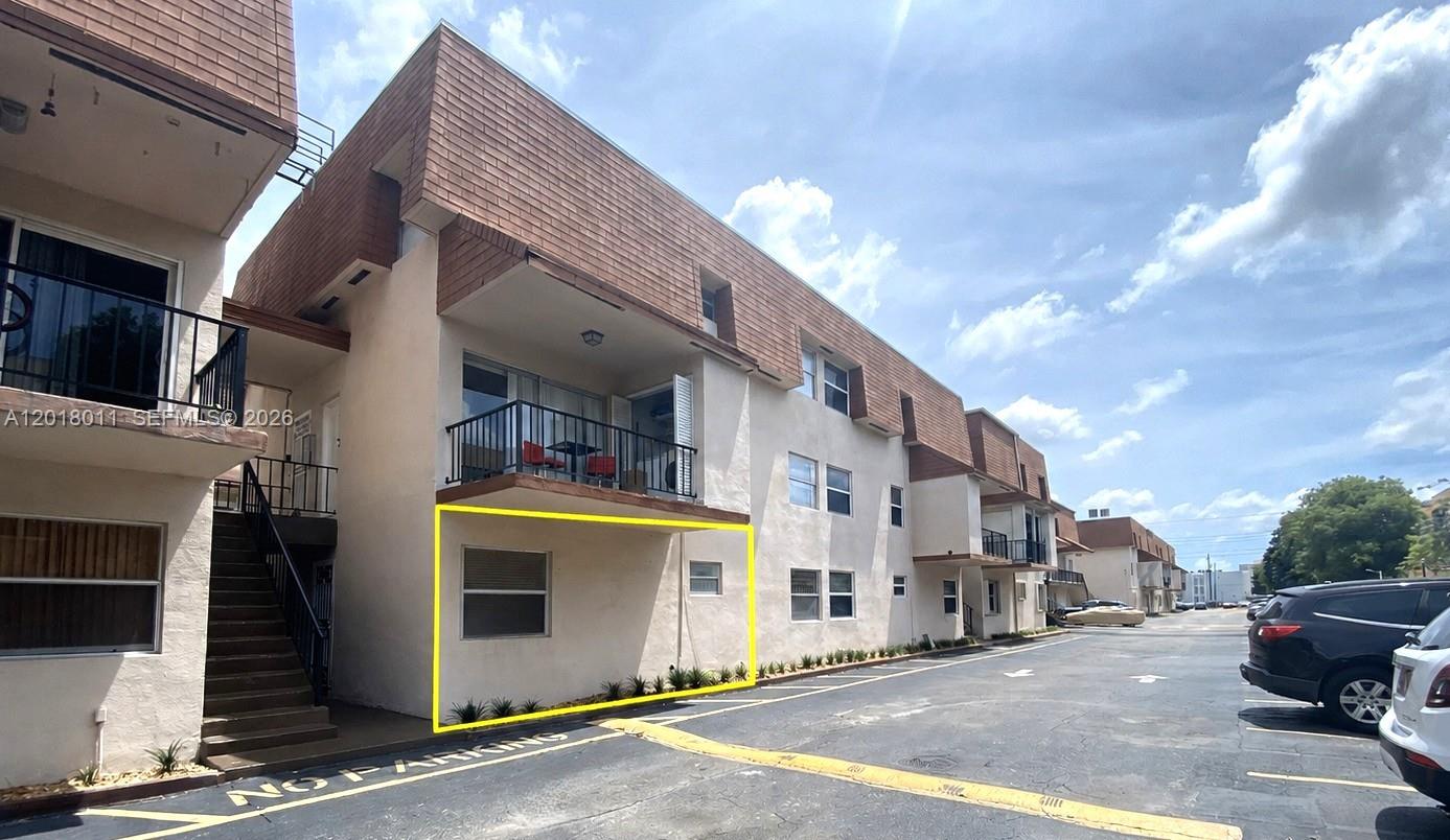 1560 W 46th St # 117, Hialeah FL 33012