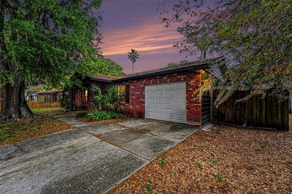 611 LIMBER LANE