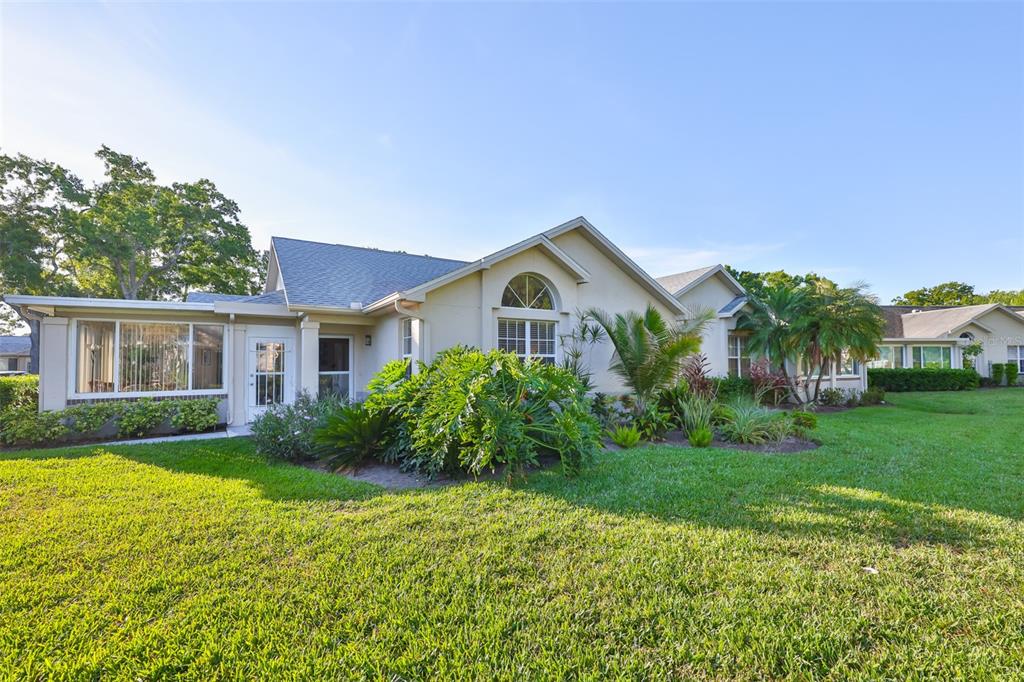 1115 GOLFVIEW WOODS DRIVE