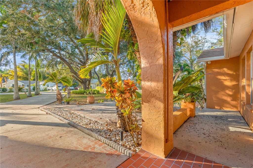 619 29TH STREET E, BRADENTON, FL — photo 3 of 30