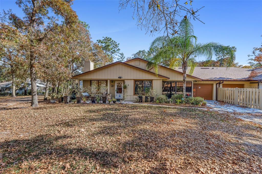 6 LAKEPOINT CIRCLE