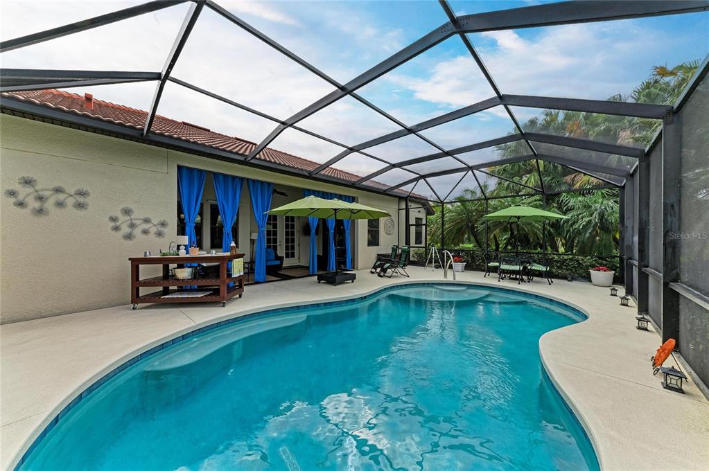 302 COCKLE SHELL LOOP, APOLLO BEACH, FL — photo 2 of 30