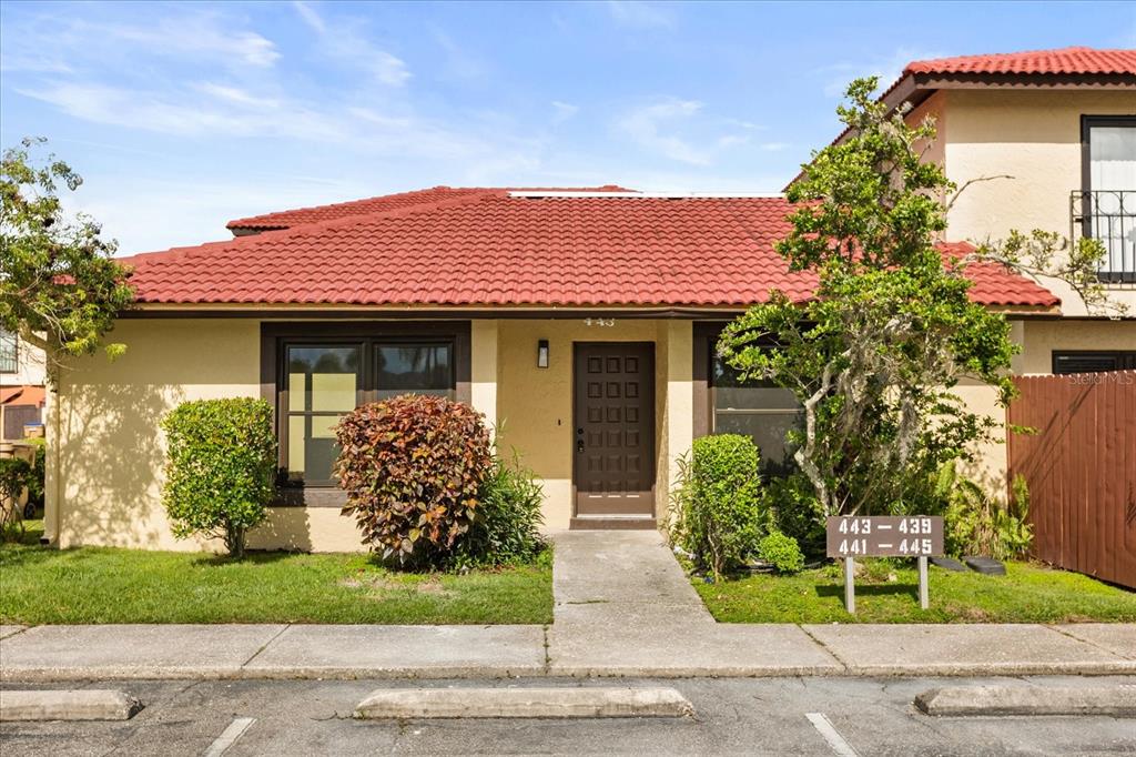 443 HUNTER CIRCLE