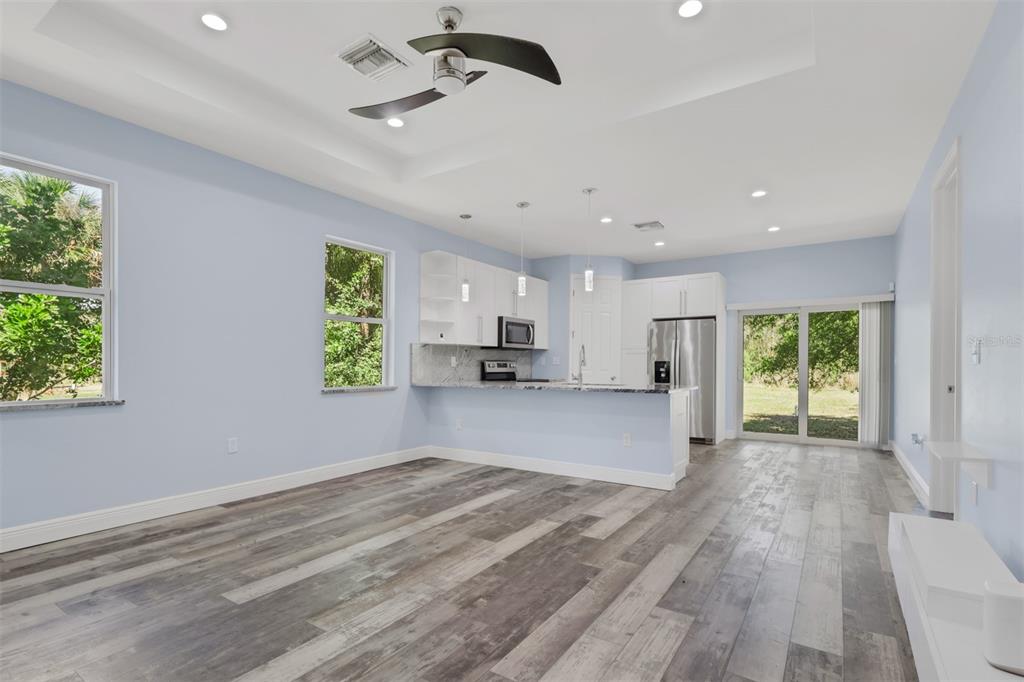 2977 4TH AVENUE SE, NAPLES, FL — photo 4 of 19
