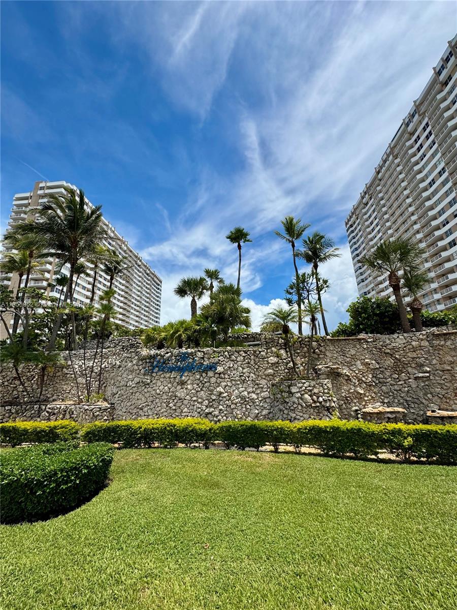 1980 S Ocean Dr # 22E, Hallandale Beach FL 33009