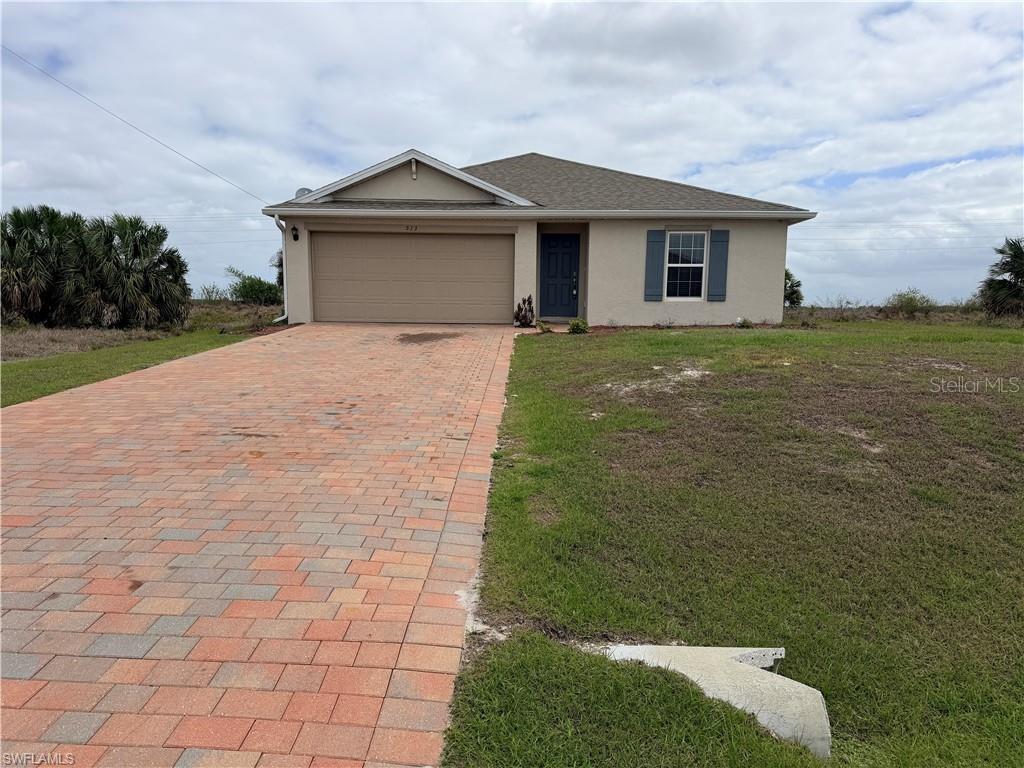 513 JEAN PLACE, LABELLE, FL — photo 2 of 15
