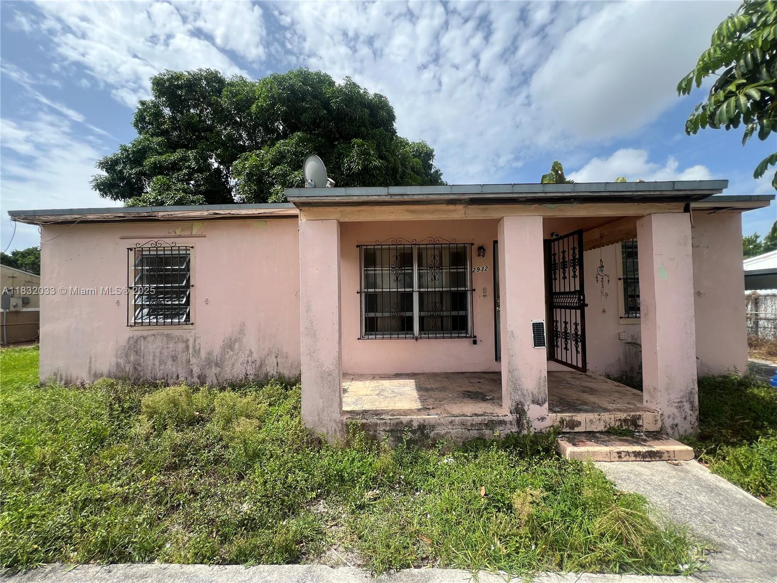 2932 NW 159th St, Miami Gardens FL 33054