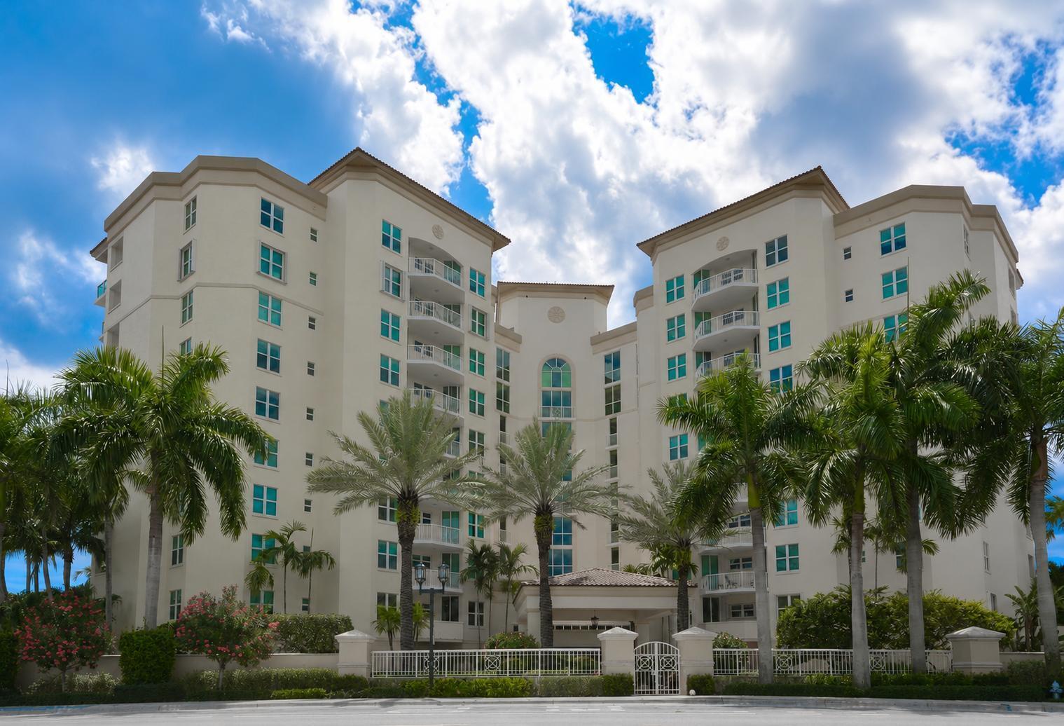 550 SE Mizner Boulevard # B702, Boca Raton FL 33432