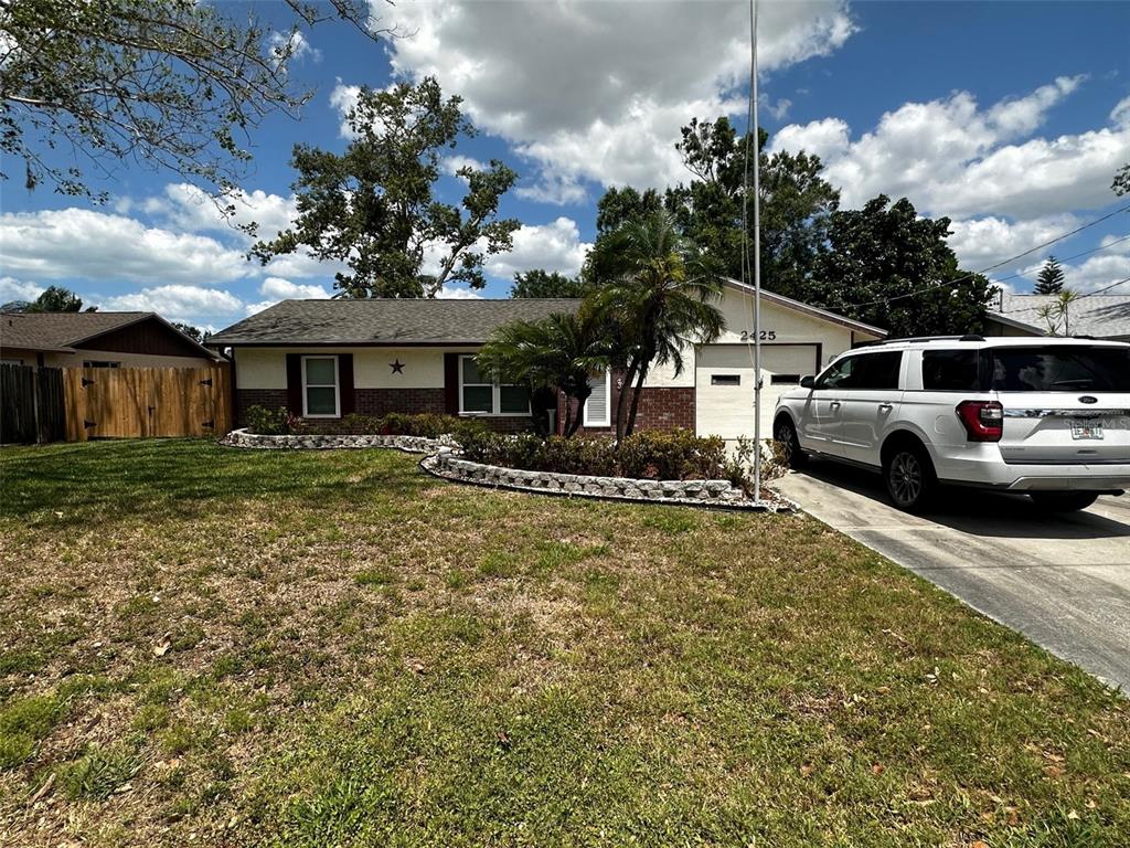 2425 DOUD STREET, SARASOTA, FL — photo 2 of 25