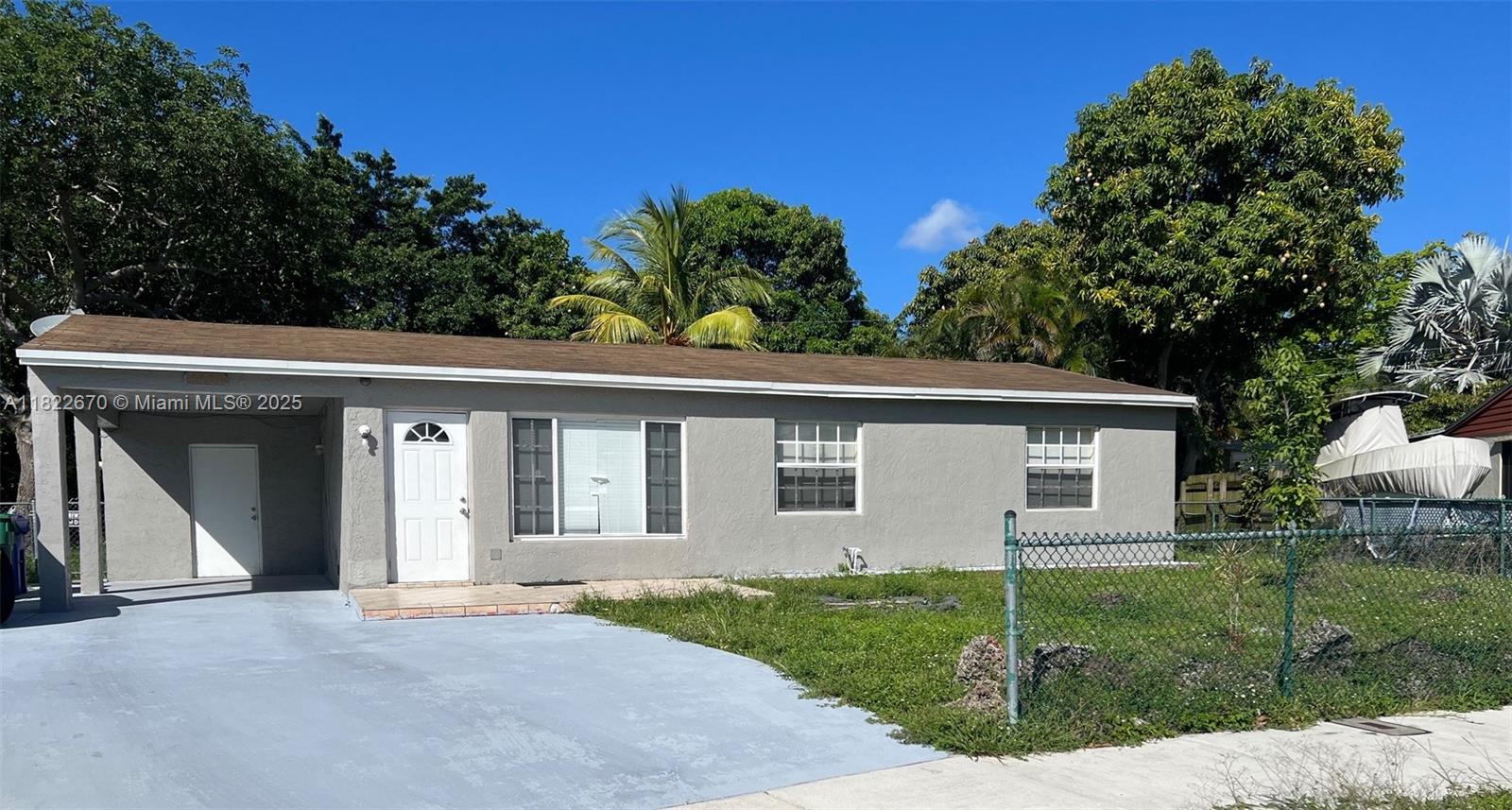 4401 SW 24th St, Fort Lauderdale FL 33317
