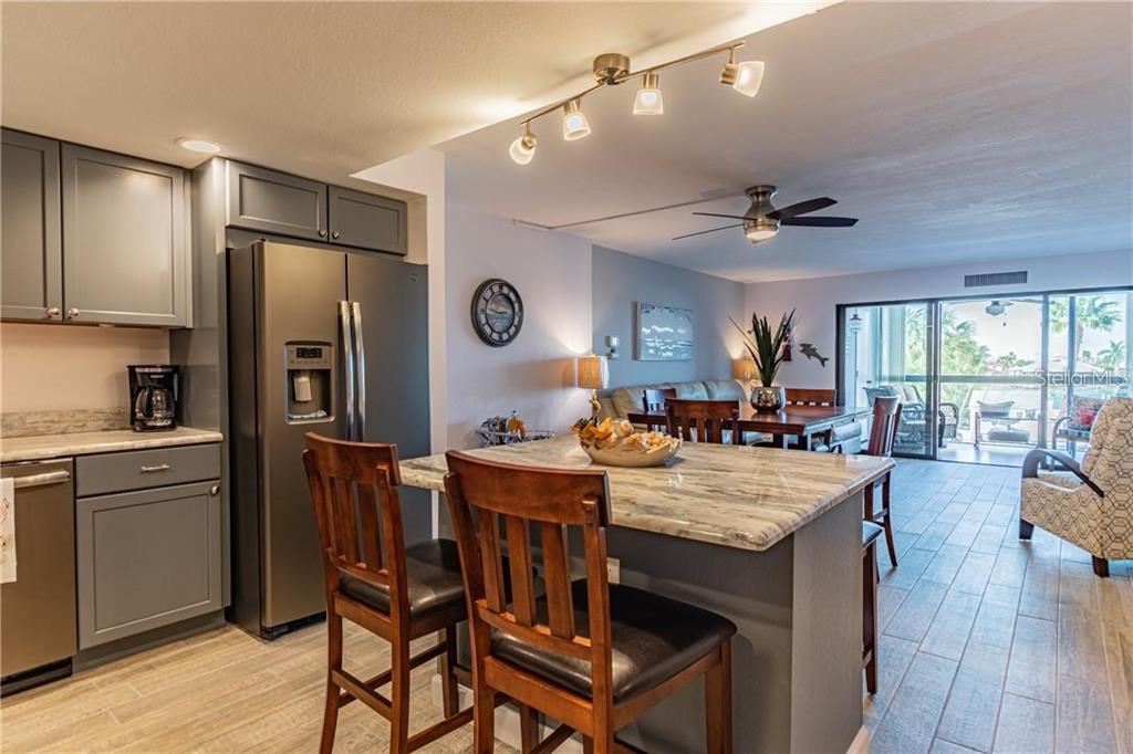 800 S GULFVIEW BOULEVARD UNIT 203, CLEARWATER, FL — photo 4 of 18