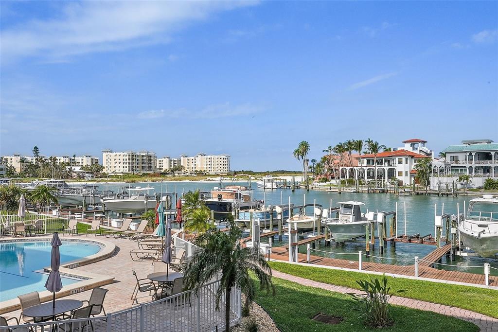 936 PINELLAS BAYWAY S UNIT T-5