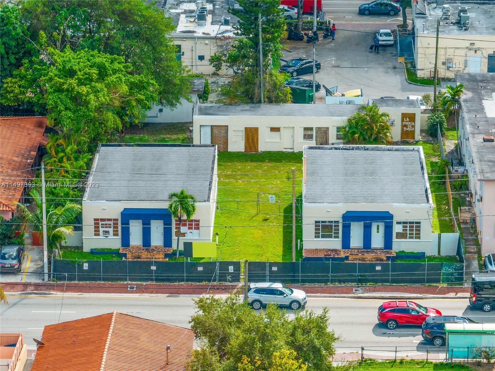 1568 SW 7th St, Miami FL 33135