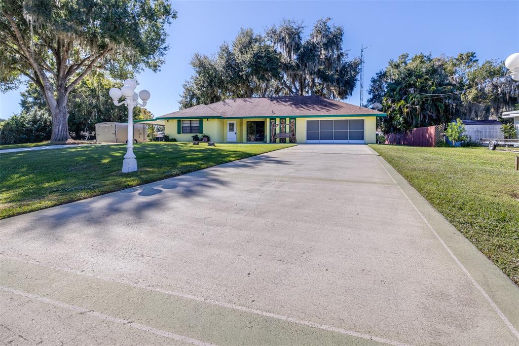 623 RACOON LANE, LORIDA, FL — photo 2 of 30