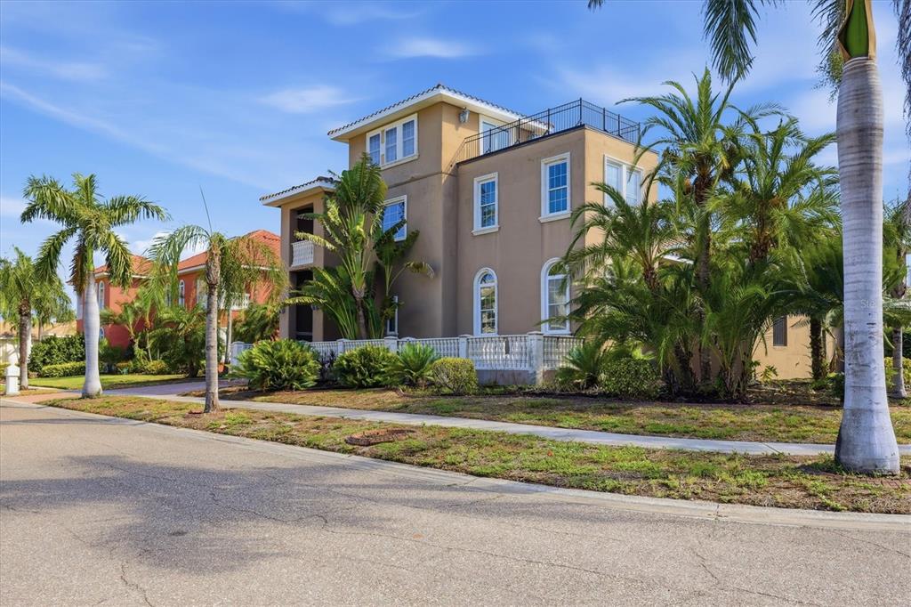 1304 JUMANA LOOP, APOLLO BEACH, FL — photo 2 of 30