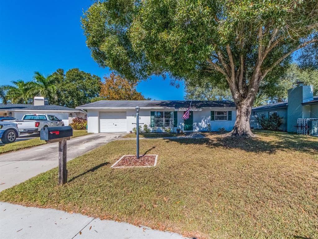 1820 DRIFTWOOD CIRCLE N
