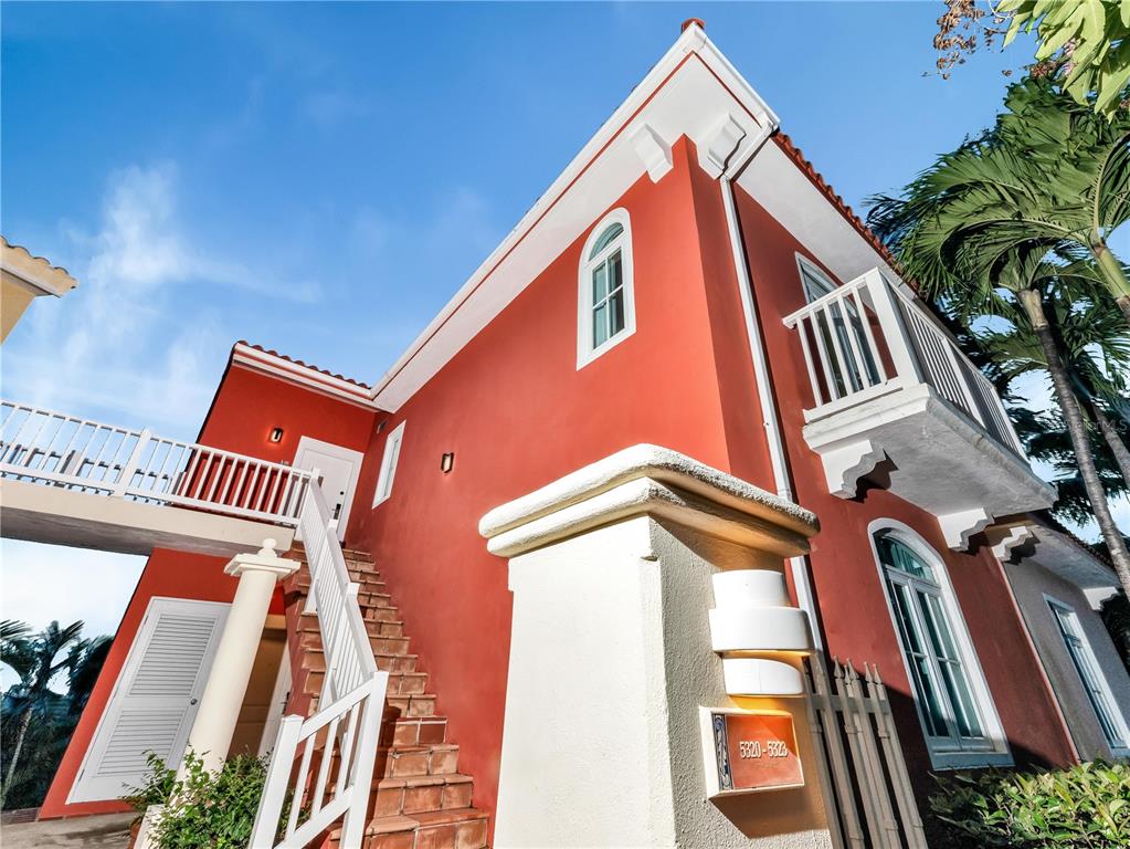 5321 Las Casitas 1000 CONQUISTADOR AVE