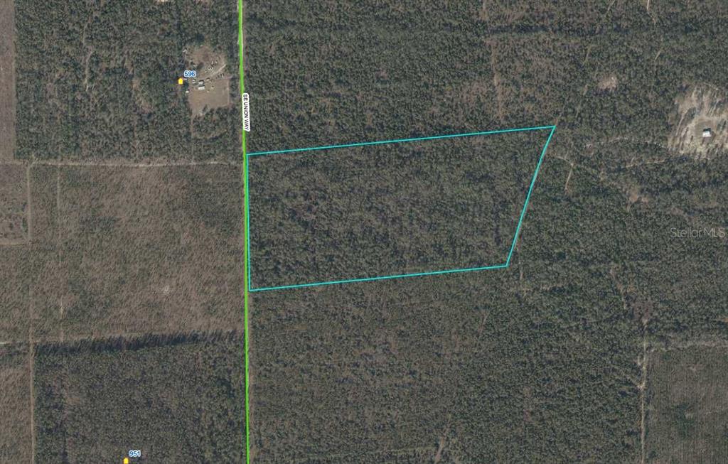 This is an aerial map showing a plot of land outlined in blue — UNION WAY, LEE, FL