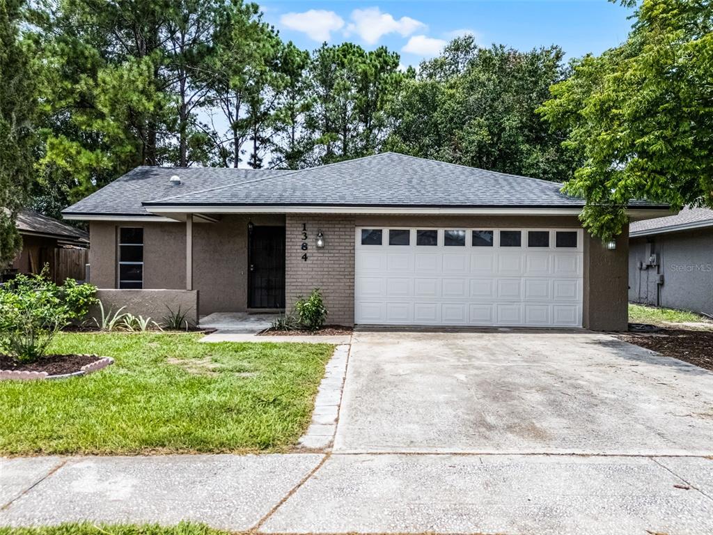 1384 LA PALOMA CIRCLE