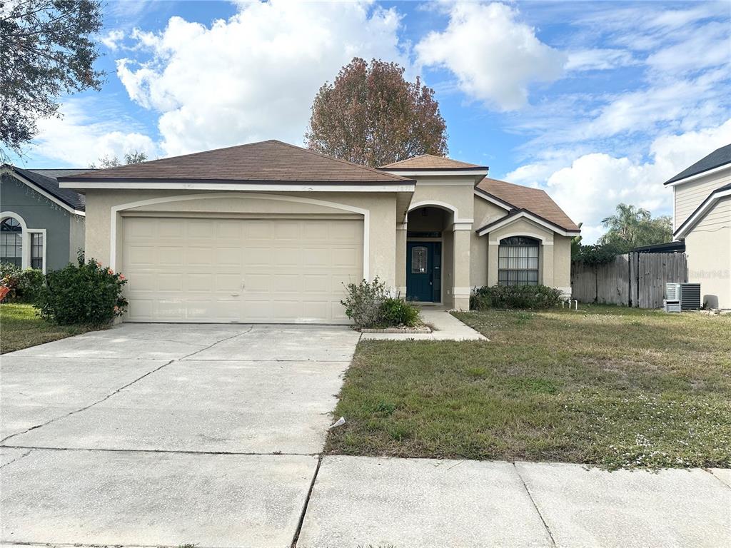 1571 MARGARETE CRESCENT DRIVE