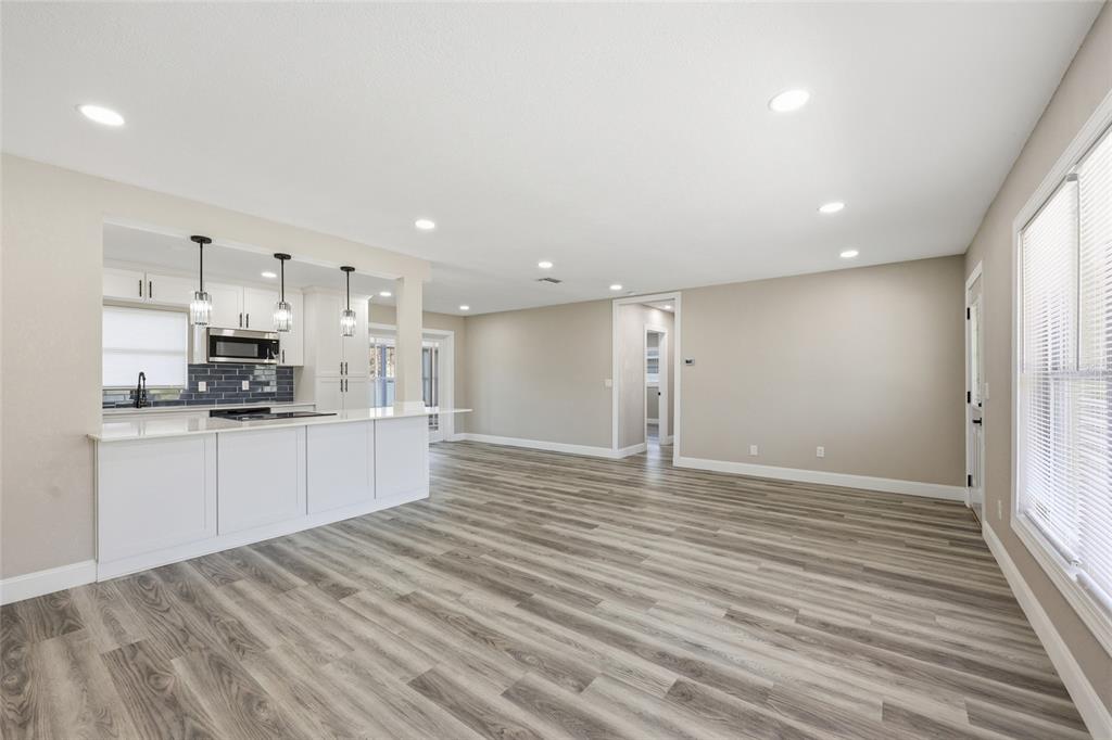 1817 HUNT LANE, CLEARWATER, FL — photo 5 of 30