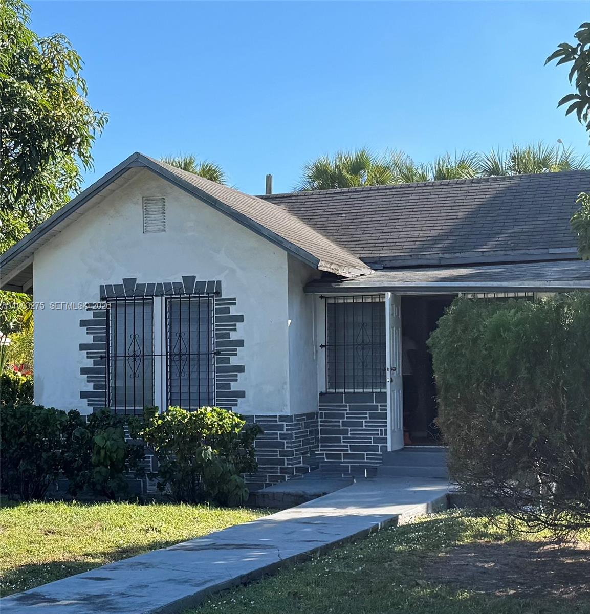 246 NW 39th St, Miami FL 33127