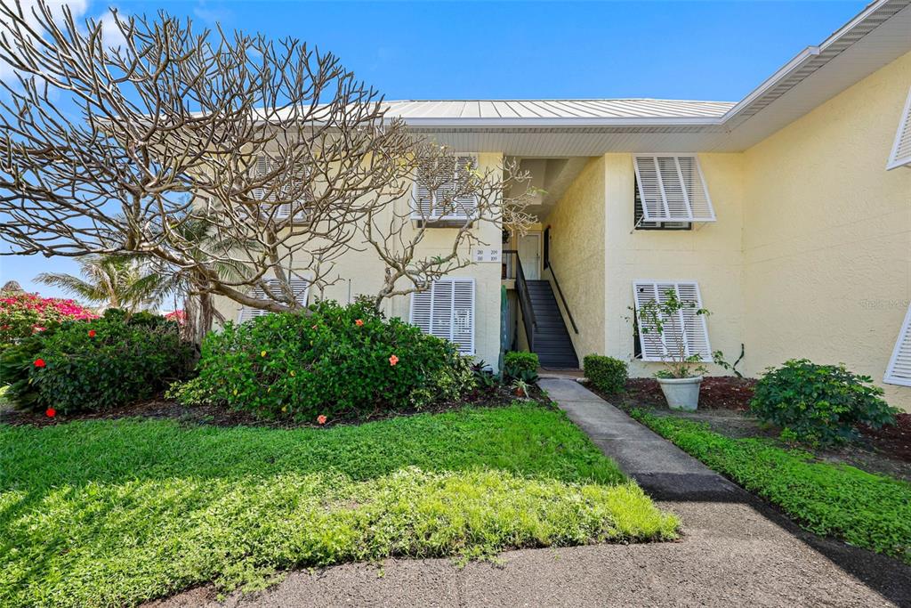7300 SUNSHINE SKYWAY LANE S UNIT 210