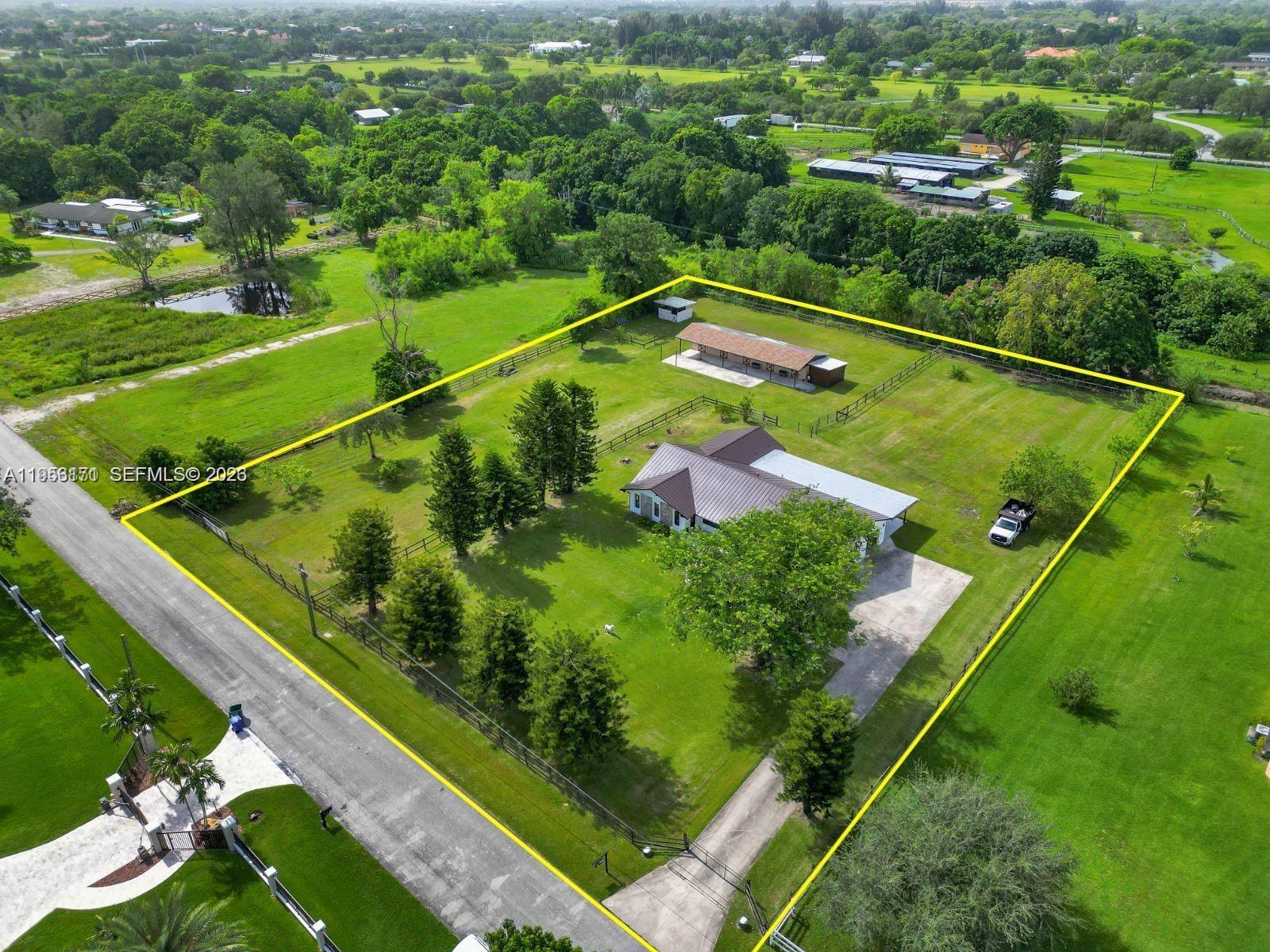 17680 SW 54th St, Southwest Ranches FL 33331